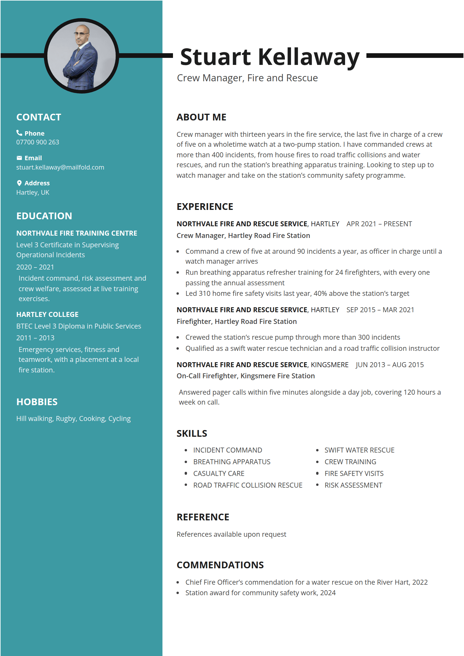 Axle resume template: A round photo in a heavy black ring on a teal column, a thick black bar through the photo and behind the name, and bold capital headings
