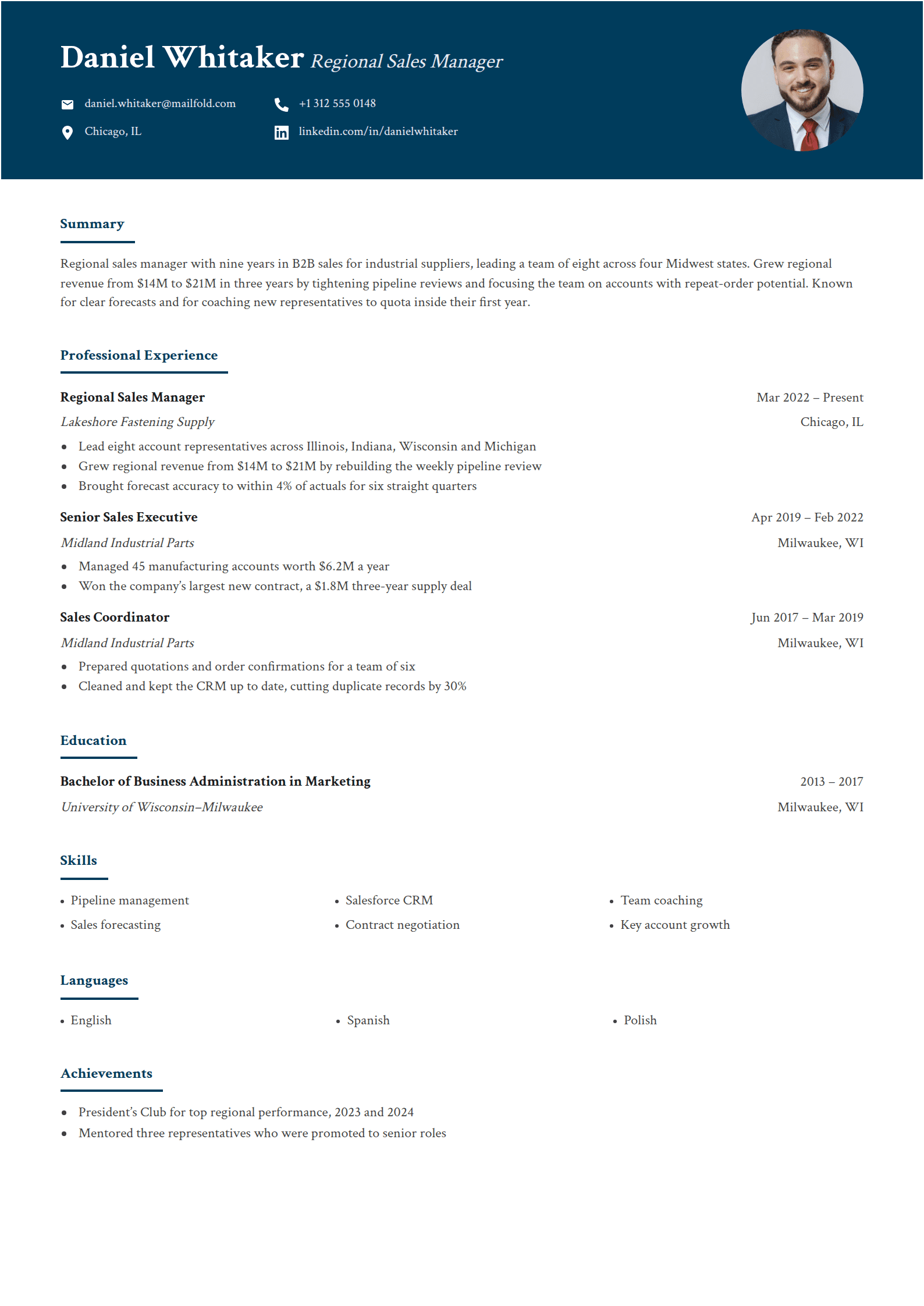 Keel resume template: A navy head band with a serif name, an italic title and a round photo, over headings underlined with a short navy rule